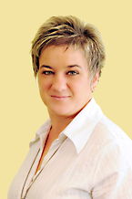 Bokrossy Dóra