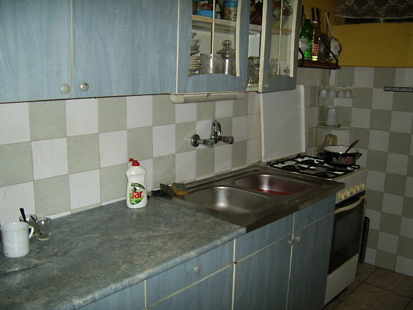 //pic01.ingatlannet.hu/ingatlan/2011/1/27/765756-13.jpg