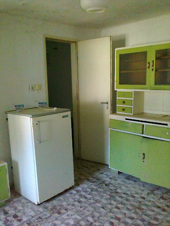 //pic01.ingatlannet.hu/ingatlan/2011/3/30/889991-5.jpg