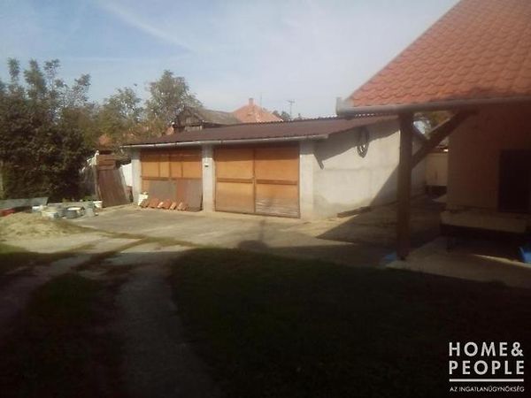 Eladó ház Baks 4. kép