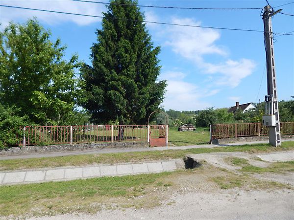 Eladó földterület Kaposmérő 1. kép