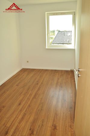 Eladó lakás Győr, Pinnyéd 9. kép