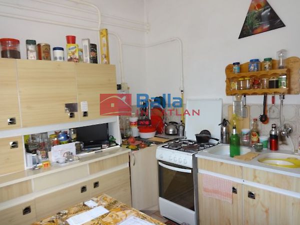 //pic01.ingatlannet.hu/ingatlan/2017/11/9/4702031-5.jpg