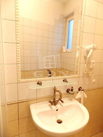 Eladó lakás Budapest, V. kerület 9. kép