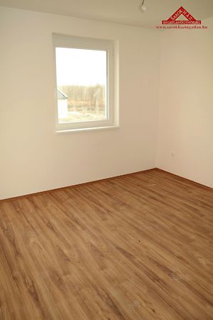 Eladó lakás Győr, Pinnyéd 9. kép