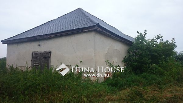 Eladó ház Tác 4. kép