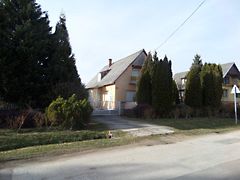 Eladó ház Kisharsány