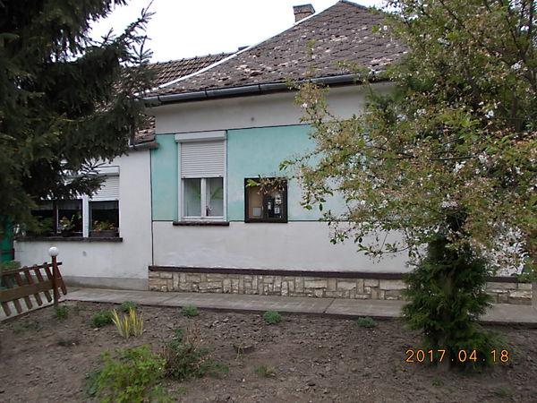 Eladó ház Felsőnyék 4. kép