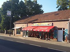 Eladó üzleti Dorog, Városközpont 2. kép