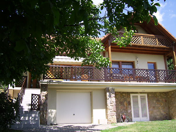 Eladó ház Pécs, Nagydeindol 1. kép