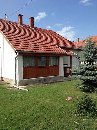 Eladó ház Ordacsehi 2. kép