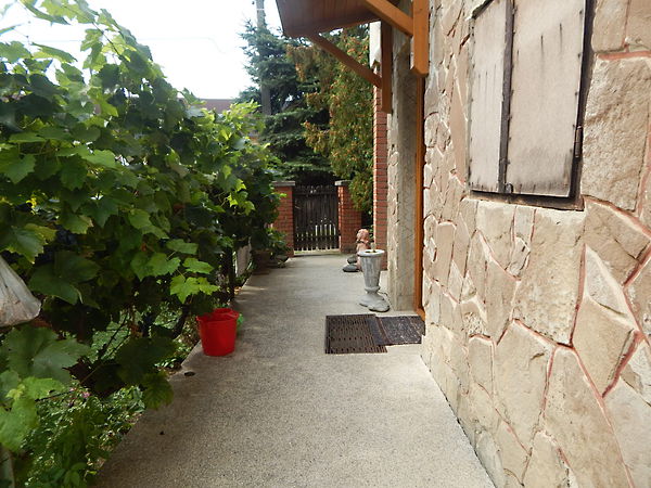 //pic01.ingatlannet.hu/ingatlan/2017/9/13/4618408-21.jpg