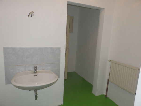 Eladó ipari Kesztölc 5. kép