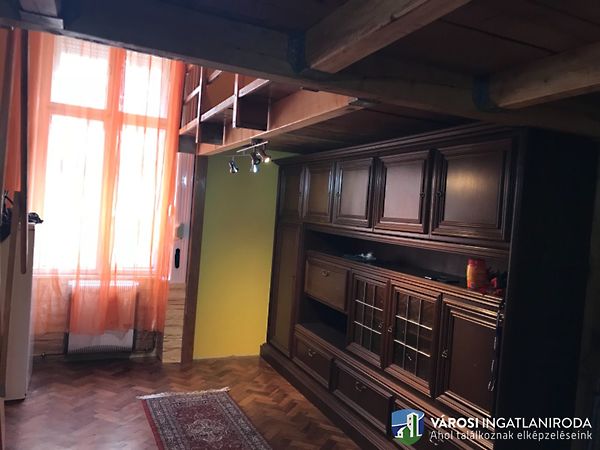 Eladó lakás Győr, Belváros 1. kép