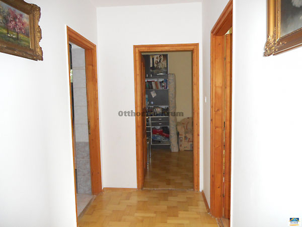 Eladó földterület Sé 8. kép
