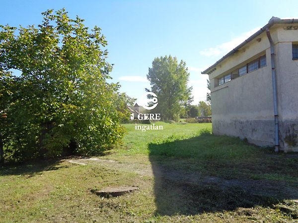 Eladó ház Legénd 14. kép