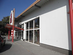 Kiadó üzleti Szeged