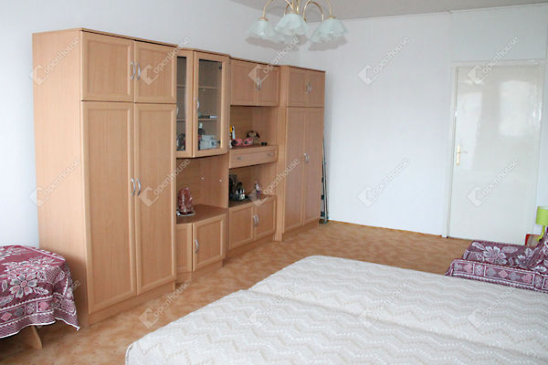 Eladó lakás Szombathely 2. kép