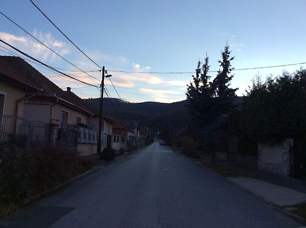 //pic01.ingatlannet.hu/ingatlan/2018/11/20/5139947-1.jpg