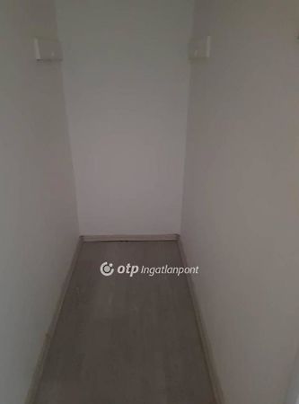 //pic01.ingatlannet.hu/ingatlan/2018/11/28/5147369-18.jpg