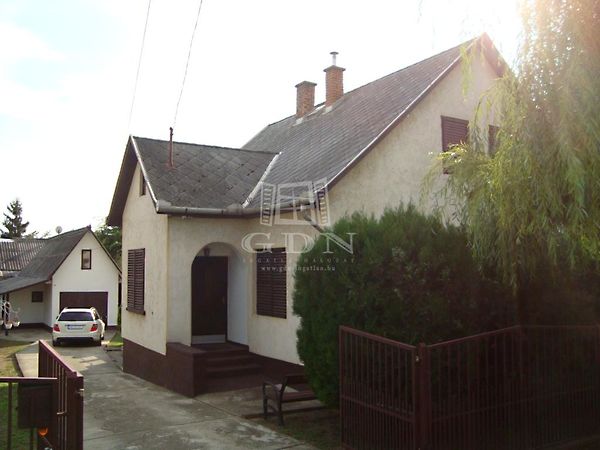 Eladó ház Csörög 12. kép