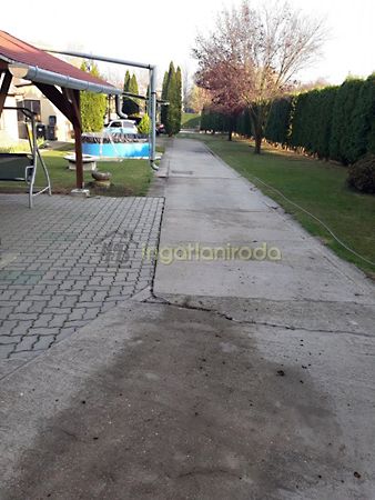 //pic01.ingatlannet.hu/ingatlan/2018/11/9/5128352-26.jpg