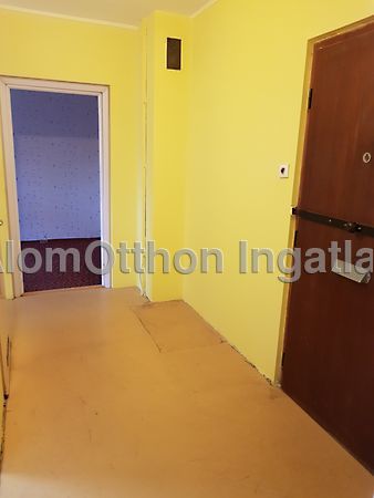 //pic01.ingatlannet.hu/ingatlan/2018/12/17/5166785-8.jpg