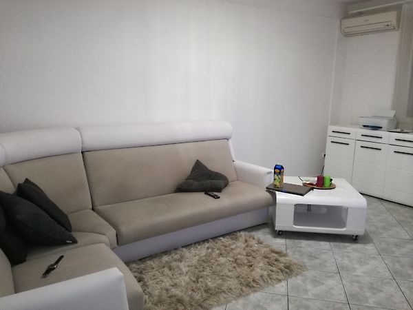 //pic01.ingatlannet.hu/ingatlan/2018/12/17/5166811-2.jpg
