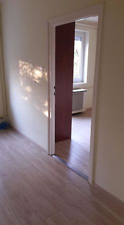 //pic01.ingatlannet.hu/ingatlan/2018/12/17/5166855-3.jpg