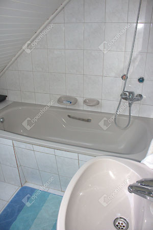//pic01.ingatlannet.hu/ingatlan/2018/12/19/5168003-9.jpg
