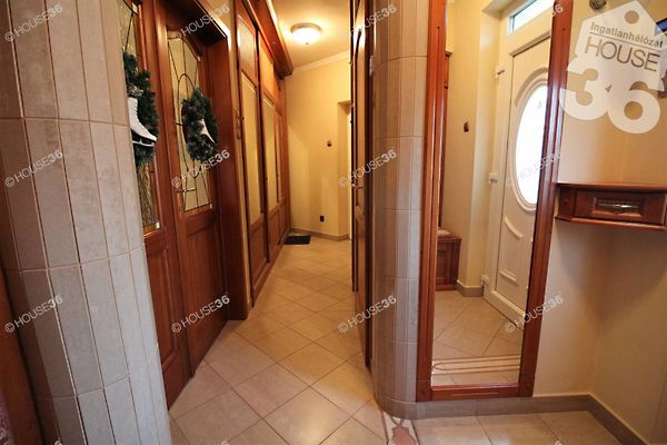 //pic01.ingatlannet.hu/ingatlan/2018/12/19/5168616-7.jpg