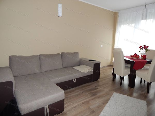 Eladó lakás Balatonlelle 1. kép