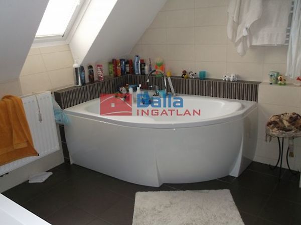 //pic01.ingatlannet.hu/ingatlan/2018/12/24/5171420-18.jpg