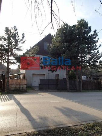 //pic01.ingatlannet.hu/ingatlan/2018/12/24/5171426-6.jpg