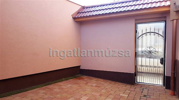 Eladó ház Kecskemét, Belváros 8. kép