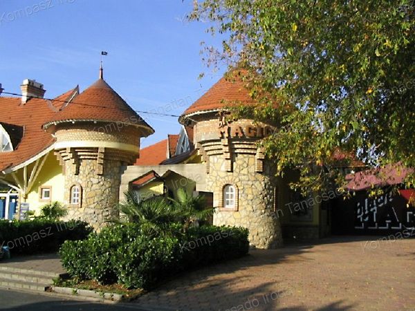 Eladó üzleti Balatonmáriafürdő 1. kép