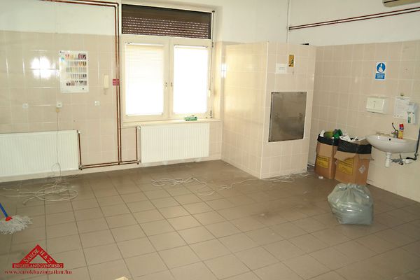 Eladó ház Győr, Nádorváros 4. kép