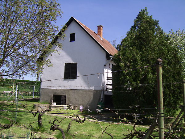 Eladó földterület Pécs, Újhegy 1. kép