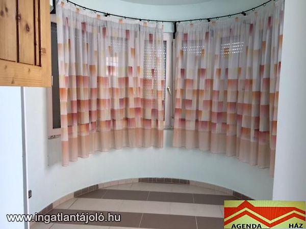 Kiadó lakás Szeged, Móraváros 6. kép