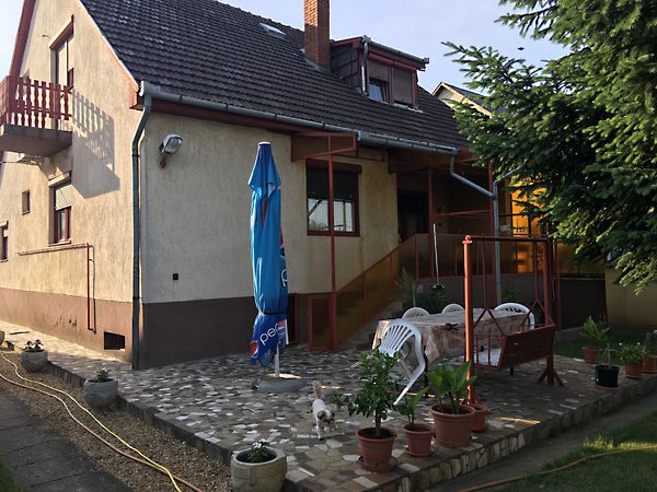 //pic01.ingatlannet.hu/ingatlan/2018/6/1/4968205-2.jpg