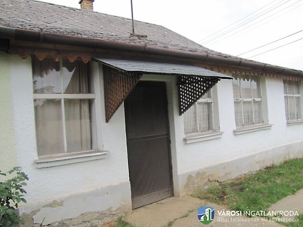 Eladó ház Győr, Ménfőcsanak 8. kép