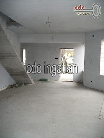//pic01.ingatlannet.hu/ingatlan/2018/7/14/5010554-2.jpg