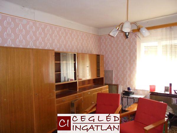 //pic01.ingatlannet.hu/ingatlan/2018/8/2/5029361-4.jpg