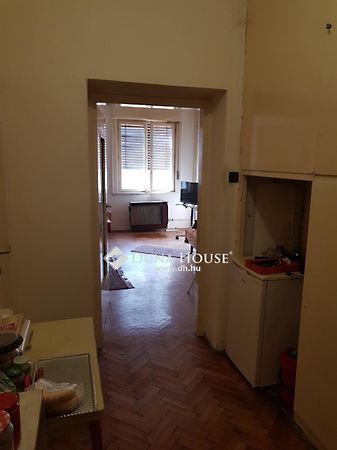 Eladó lakás Pécs 7. kép