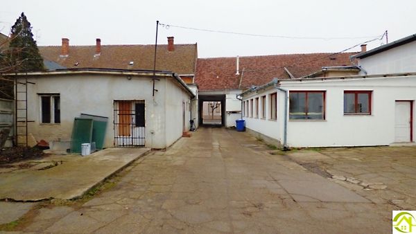 Eladó üzleti Hódmezővásárhely 10. kép