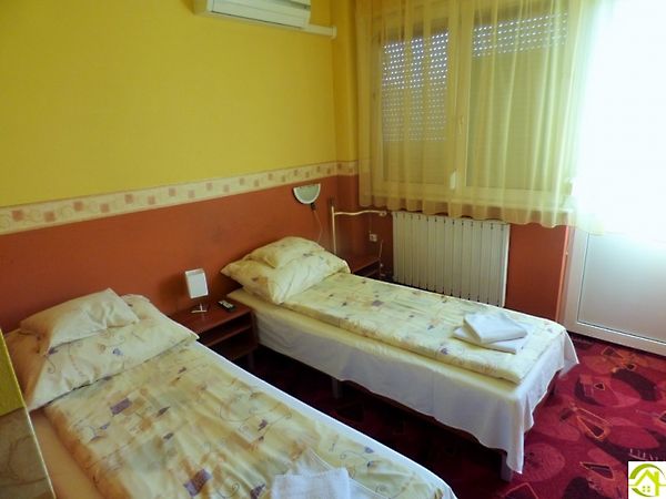 Eladó üzleti Hódmezővásárhely 9. kép