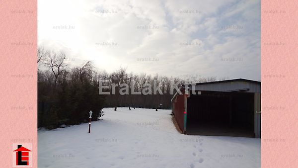 //pic01.ingatlannet.hu/ingatlan/2019/1/17/5188312-1.jpg