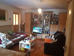 Eladó ház Baracs 3. kép