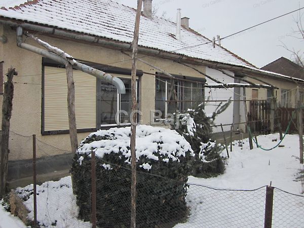 Eladó ház Felsőszentiván 12. kép