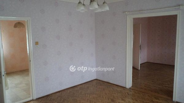 Eladó ház Kecskemét 3. kép
